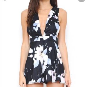 L’ATISTE blue and white floral romper